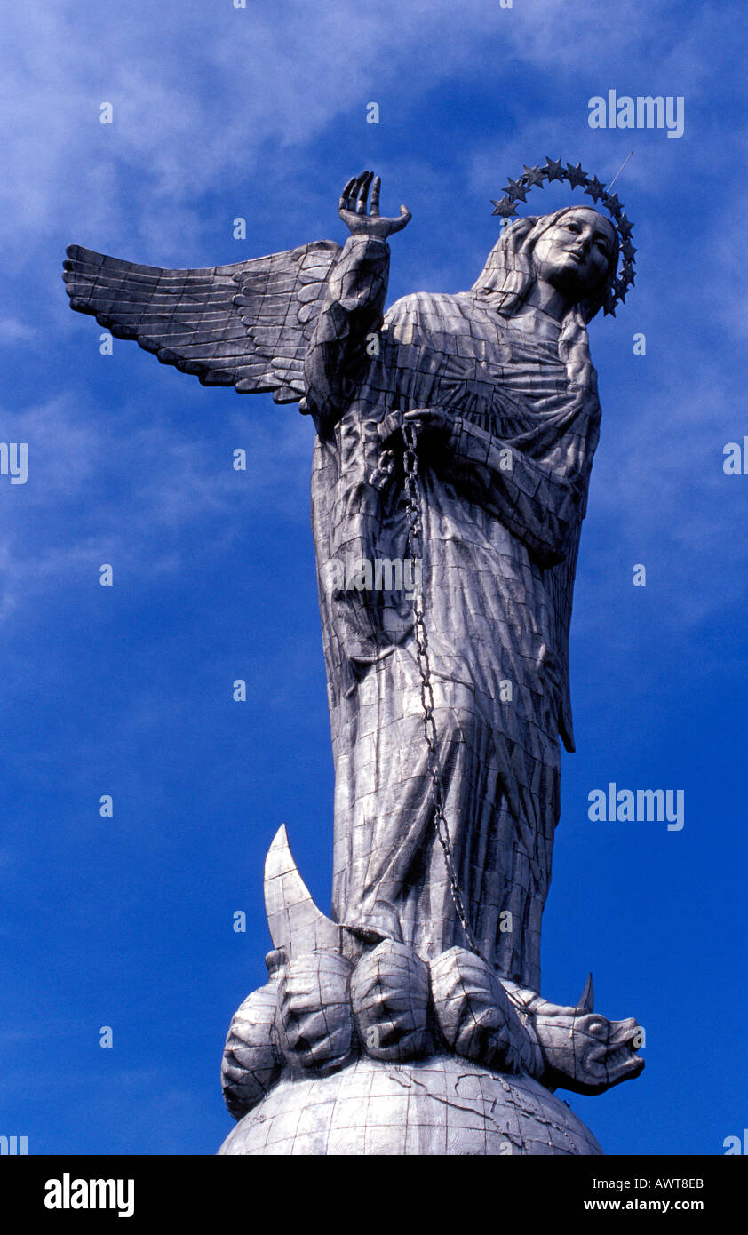 Virgen de Quito statua vergine di Quito presso Cerro Panecillo Quito Ecuador Foto Stock