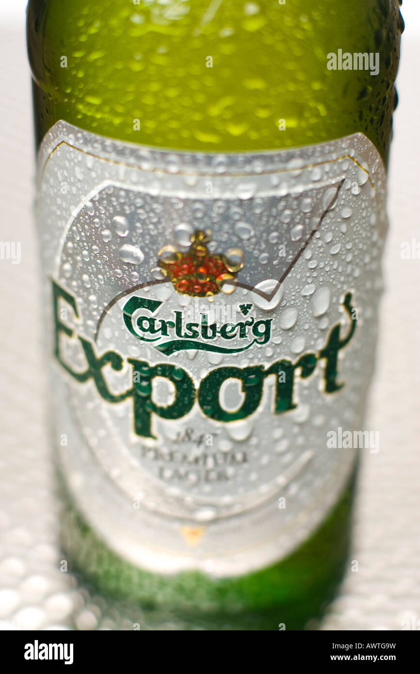 Bottiglia di Carlsberg esportazione 1847 premium lager Foto Stock