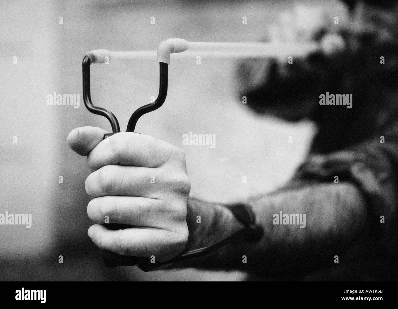 Mani Sling Shot, close-up, b&W Foto Stock