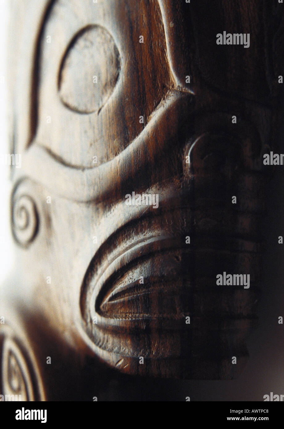 Tradizionale statua polinesiano, close-up di faccia Foto Stock