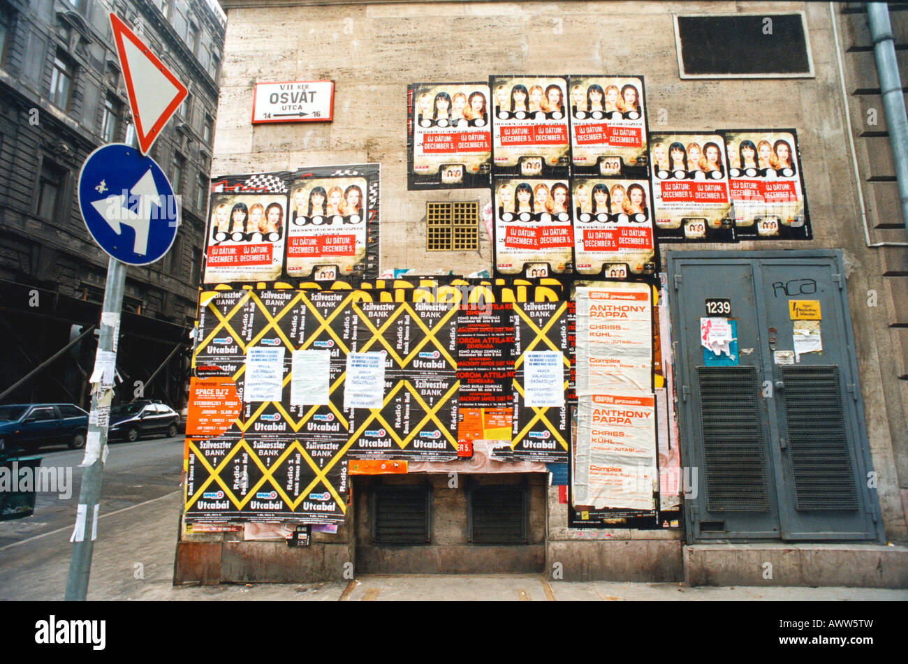 Fly posting Budapest Ungheria Foto Stock