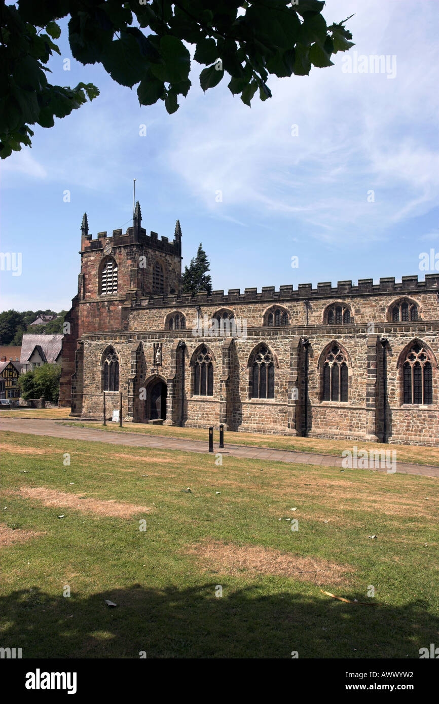 Bangor Cattedrale di St Deiniol in Bangor Galles del Nord. Foto Stock