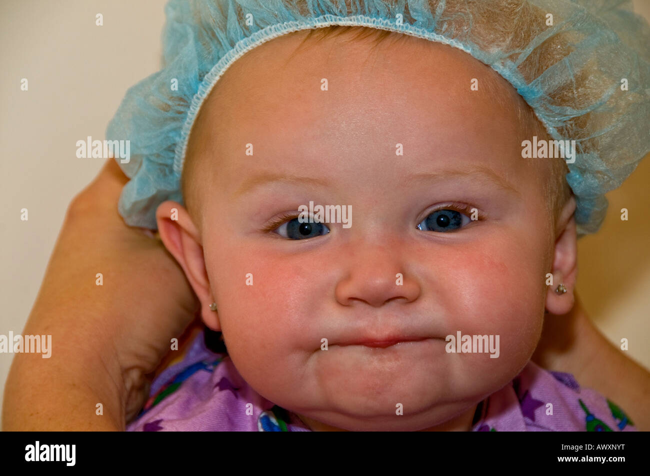 Baby faccia blu o CAP Foto Stock