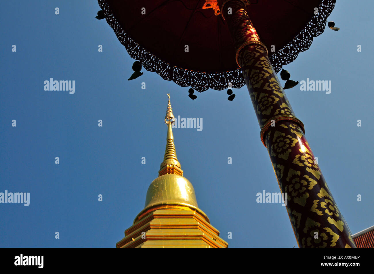 Sareerikkatartsirirak Pagoda di Wat Phan, inaugurato dal re Bhumipol il 9 giugno, 2007, Chiang Mai, Thailandia, Sud-est asiatico Foto Stock