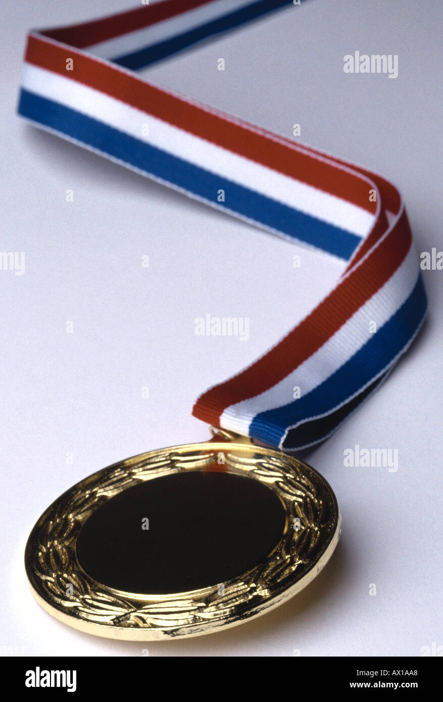 Medaglia d'oro con nastro uid 1444417 Foto Stock