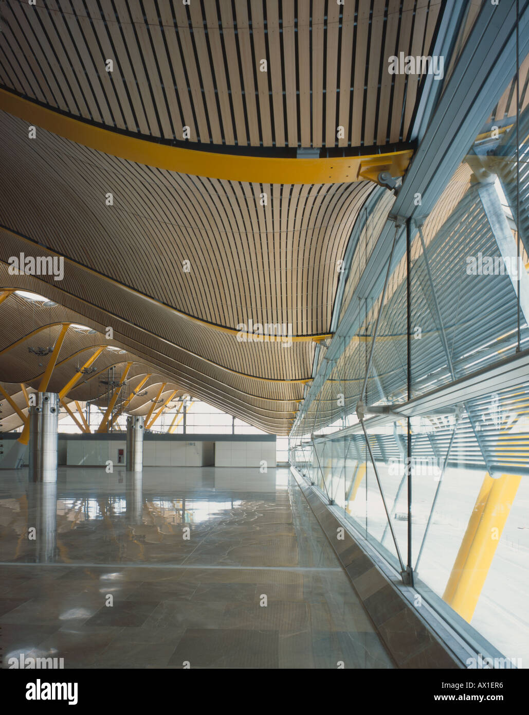 Dall'aeroporto Barajas di Madrid- terminale 4, Madrid, Spagna Foto Stock