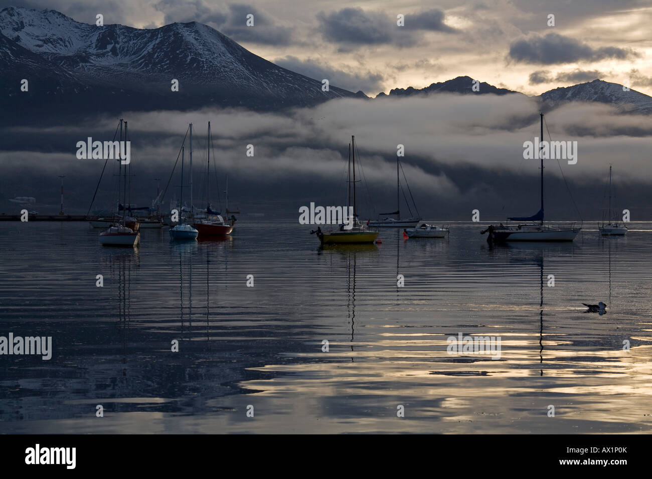 Stivali Harbour, Ushuaia, più a sud di città del mondo, Tierra del Fuego, Argentina, Sud America Foto Stock