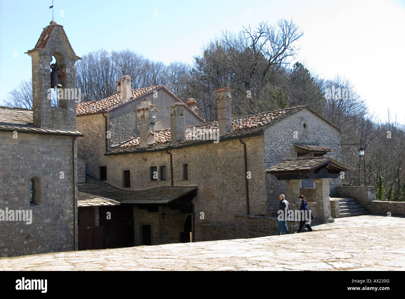 L'eremo e religioso santuario de La Verna, dove san Francesco ricevette le stimmate nel XIII secolo Foto Stock