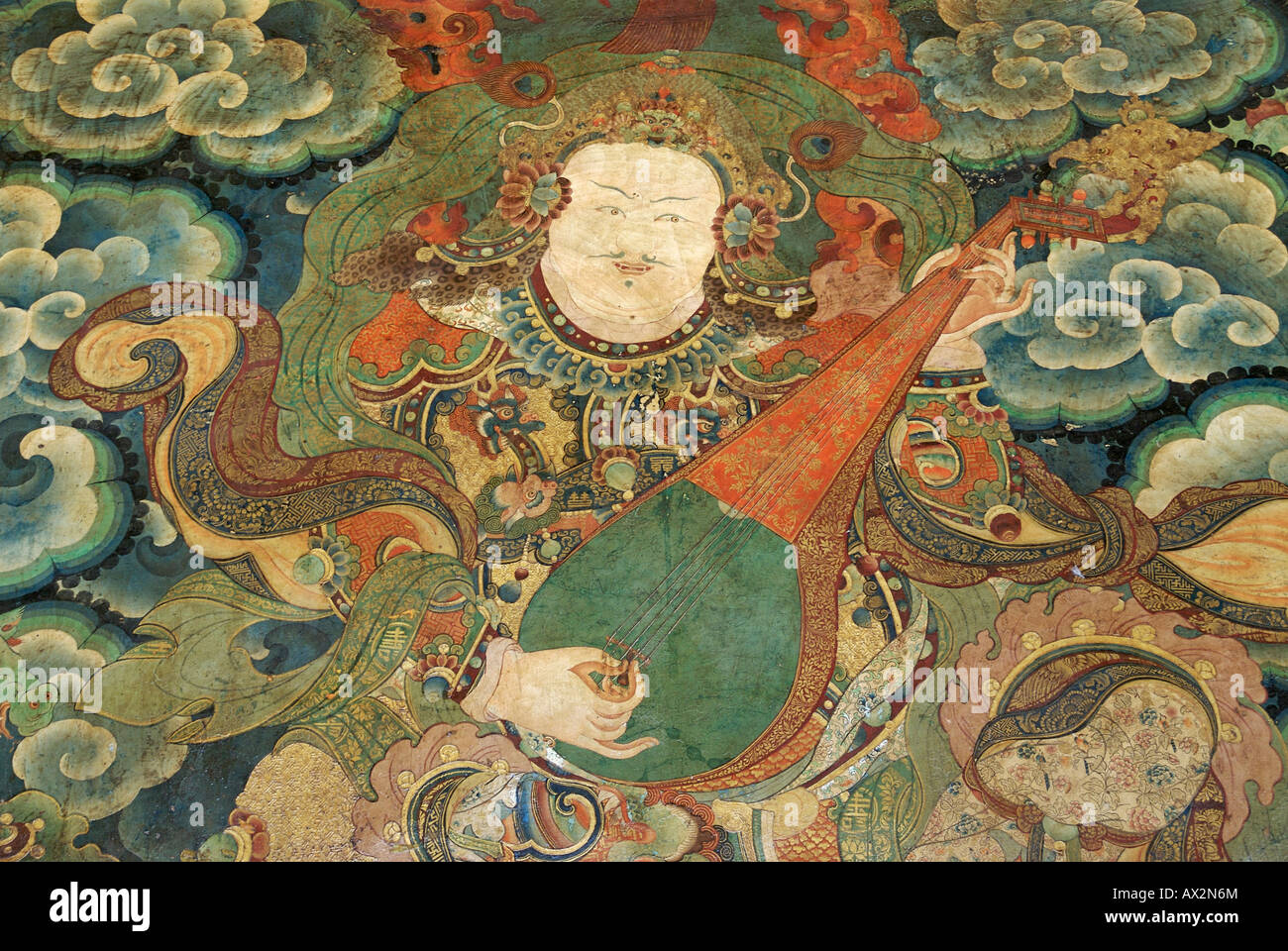 Dettaglio di un buddista ornati murale su una parete in corrispondenza di Drepung, Monastero, Lhasa, in Tibet Foto Stock