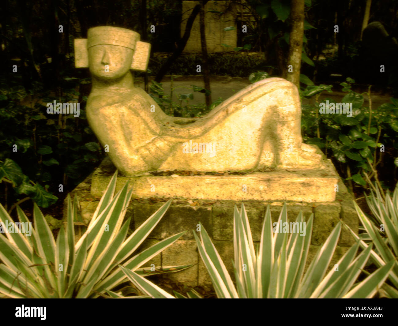 Chacón Mool scultura Maya Cozumel Yucatan eco park Lagune Chankanaab Foto Stock