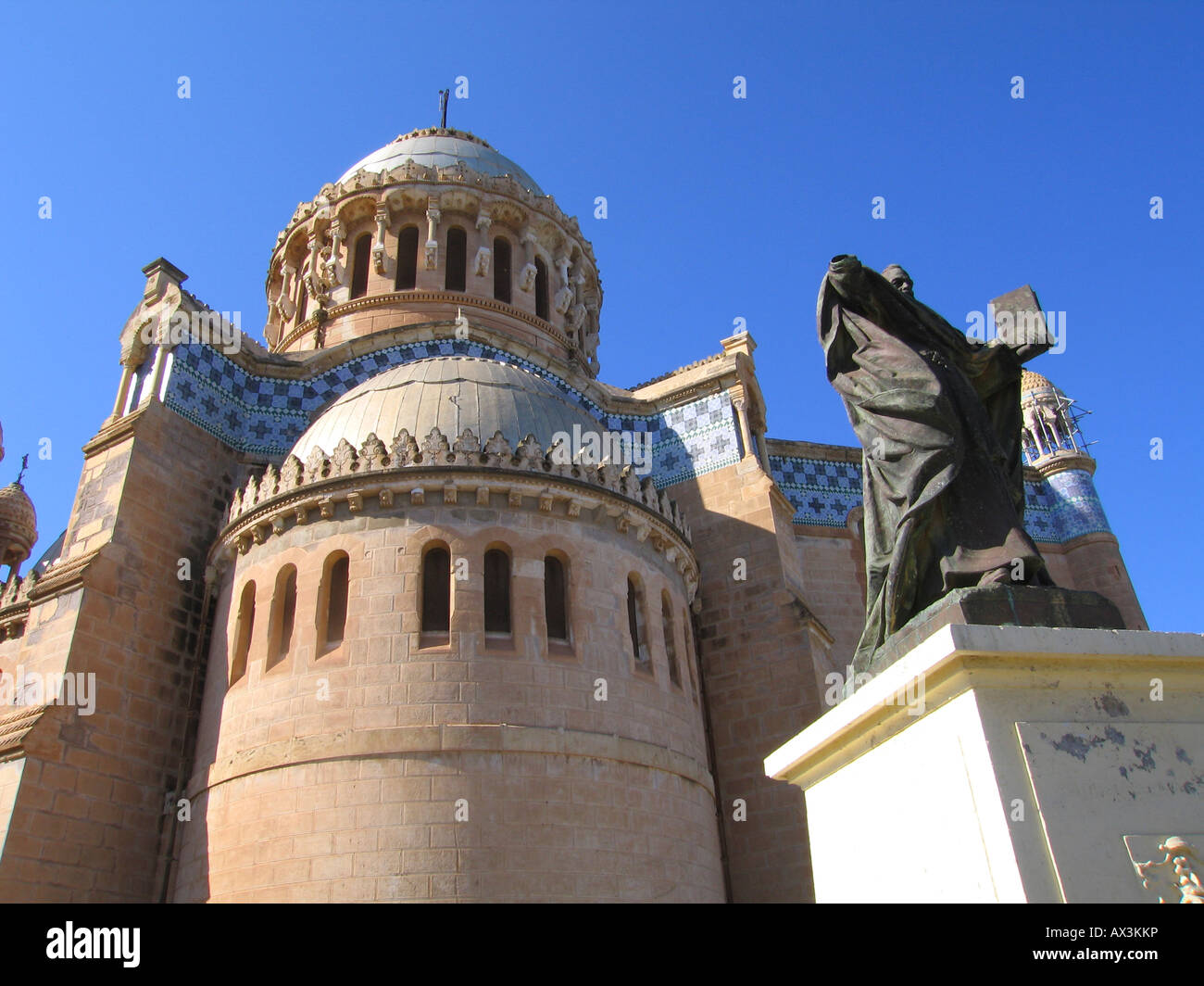 Cattedrale cattolica Notre d'Afrique, Zighara, ad ovest di Algeri, Algeria, Nord Africa Foto Stock