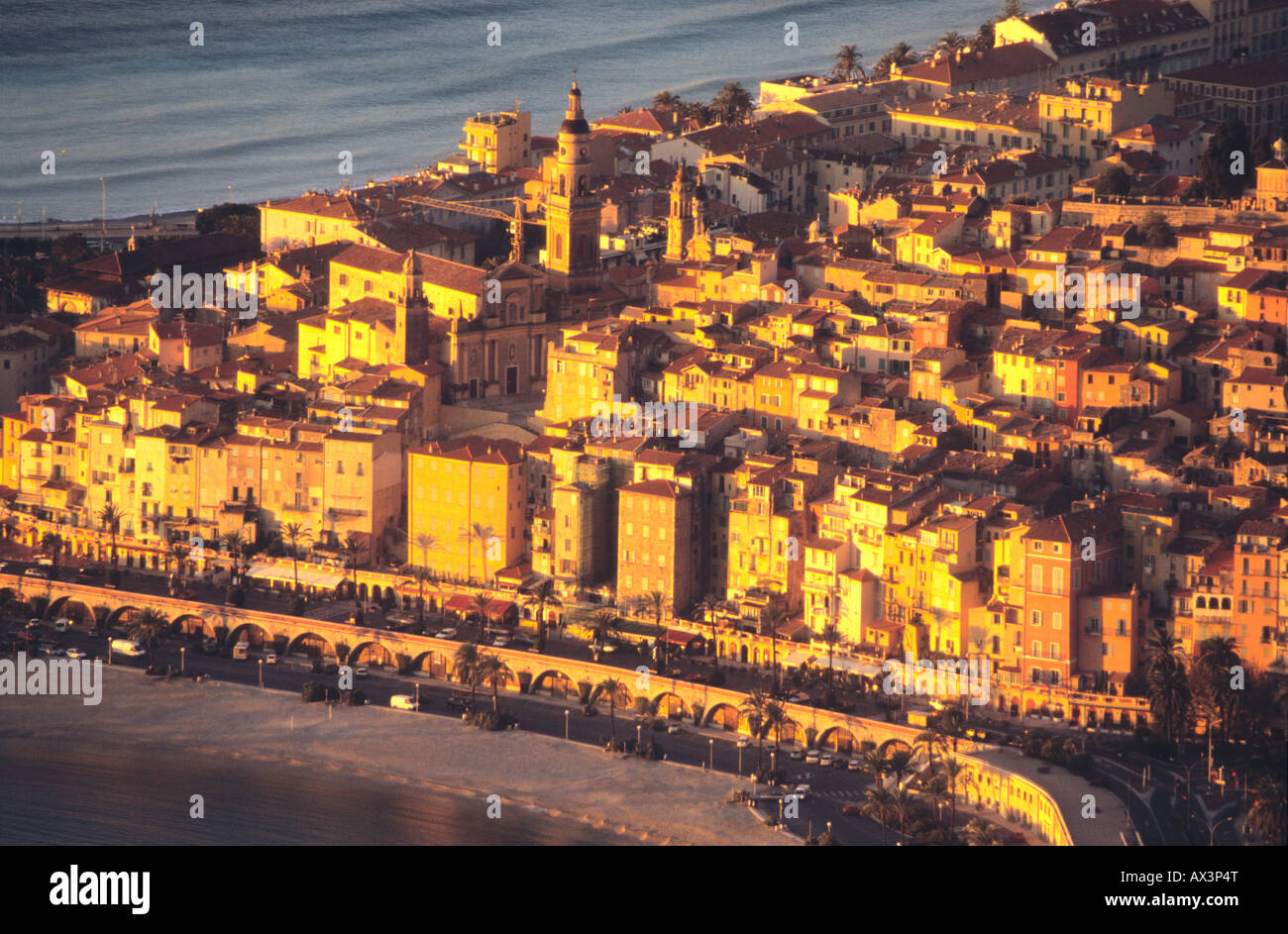 Menton città Alpes-maritimes 06 Cote d Azur Riviera francese Paca Francia Europa Foto Stock