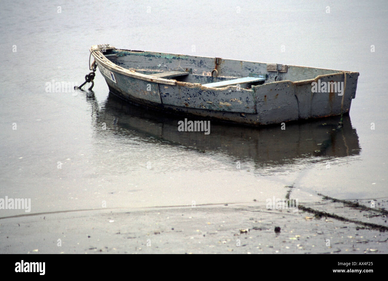 Barca sul vecchio pontile Nord Nantucket Massachusetts USA Foto Stock