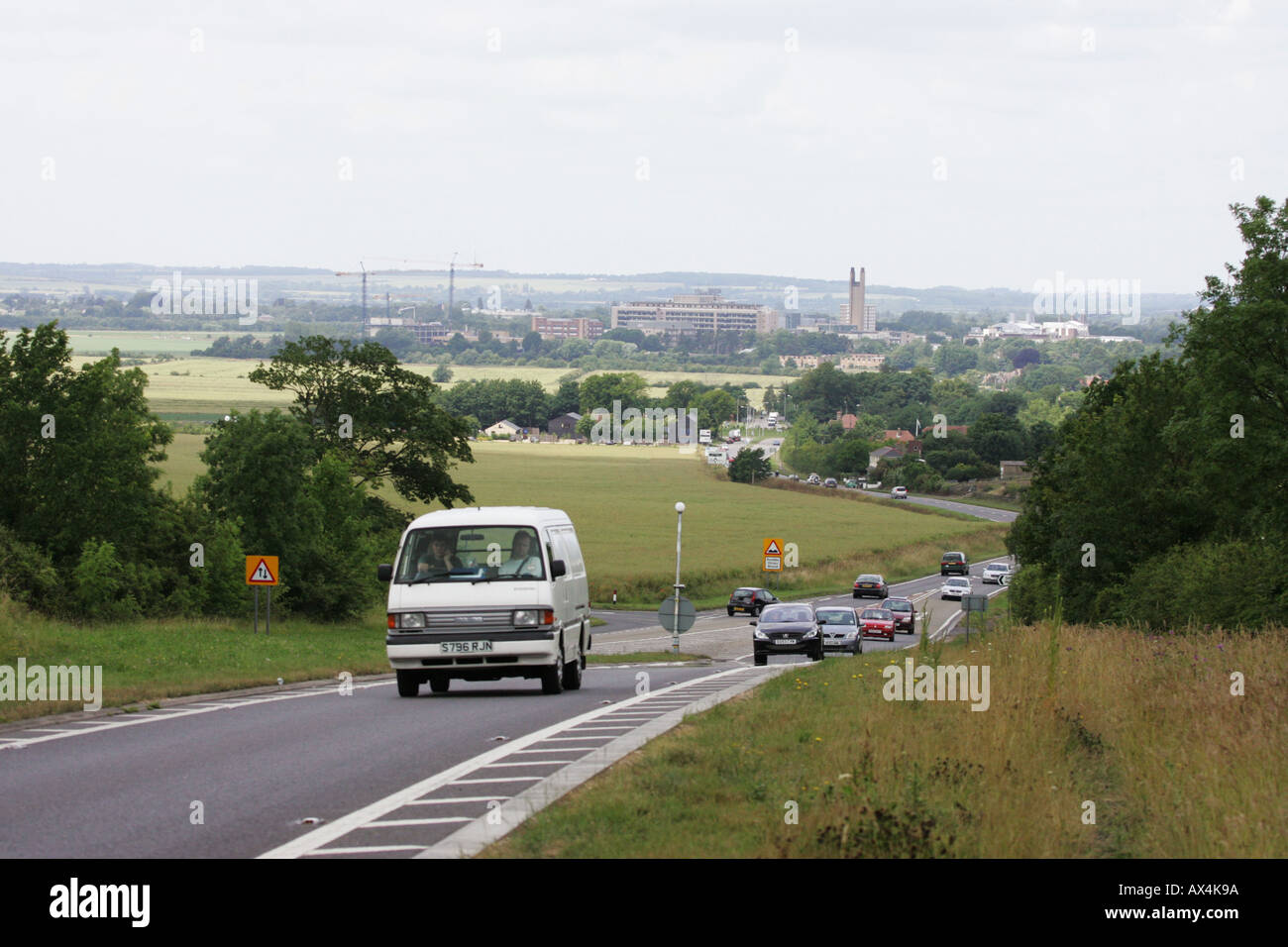 Una vista di Cambridge da Gog Magog Hills e la A1307 strada che conduce a Cambridge Foto Stock