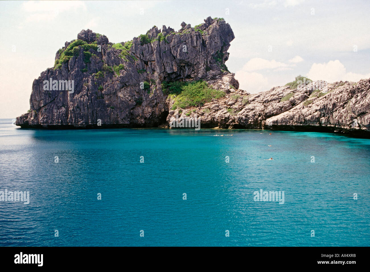 Isole del Ang Thong National Marine Park al largo della costa di Ko Samui in Thailandia. Foto Stock