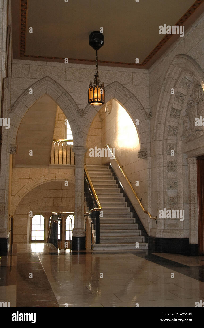 La famosa scalinata che il primo ministro canadese scende fino ad entrare nella camera di Commerece in collina del Parlamento Foto Stock