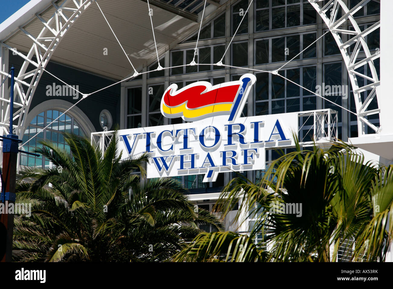 Ingresso al Victoria Wharf lungo frangiflutti boulevard V&A waterfront cape town Western Cape Province sud africa Foto Stock