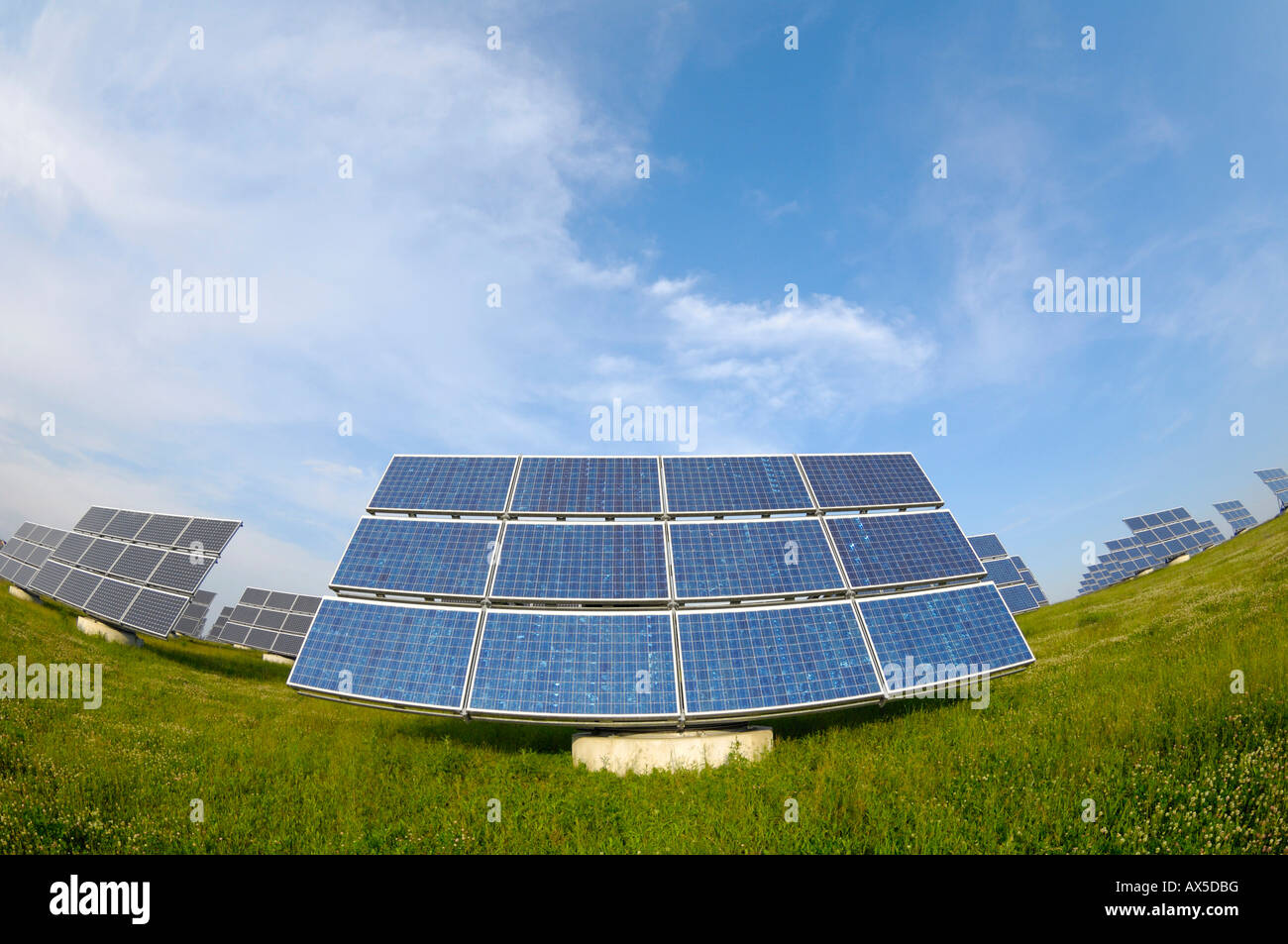 Impianti fotovoltaici (PV) cellule, pannelli solari Foto Stock