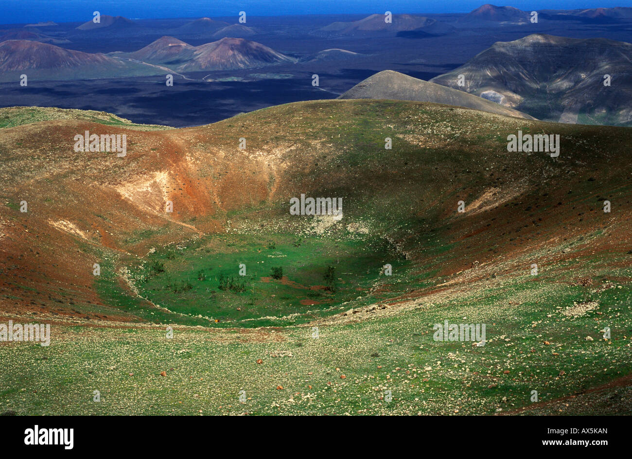 Cratere, Atalaya de Femés, Lanzarote, Isole Canarie, Oceano Atlantico, Spagna, Europa Foto Stock