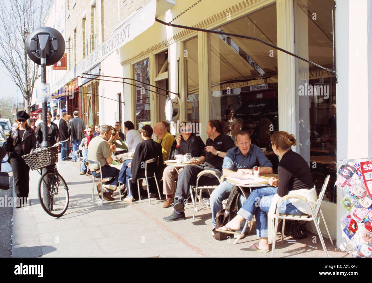 GB di Londra Portobello Road COFFEE SHOP Foto Stock