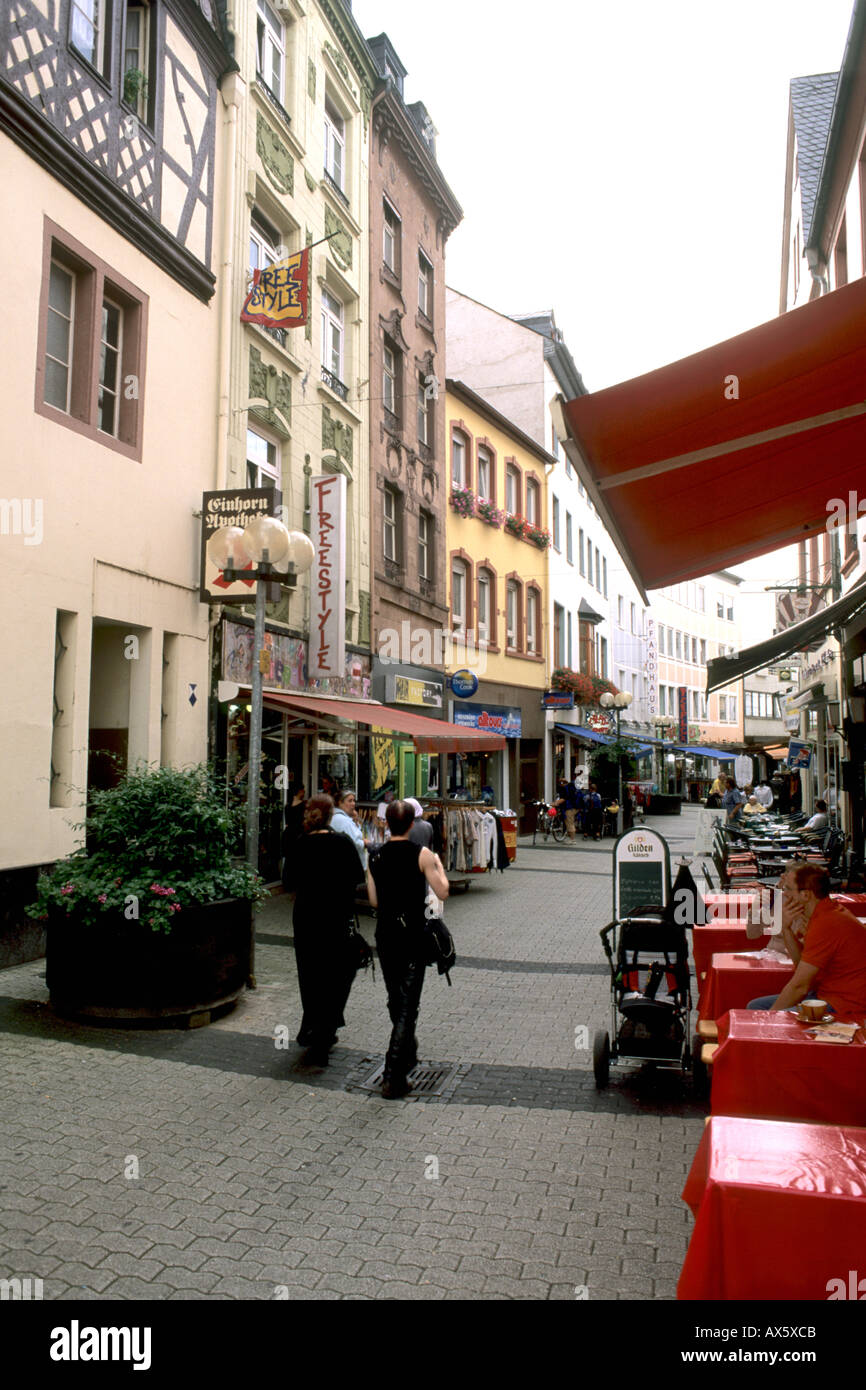 Germania Koblenz Città Vecchia dal fiume Reno in Altstadt Foto Stock