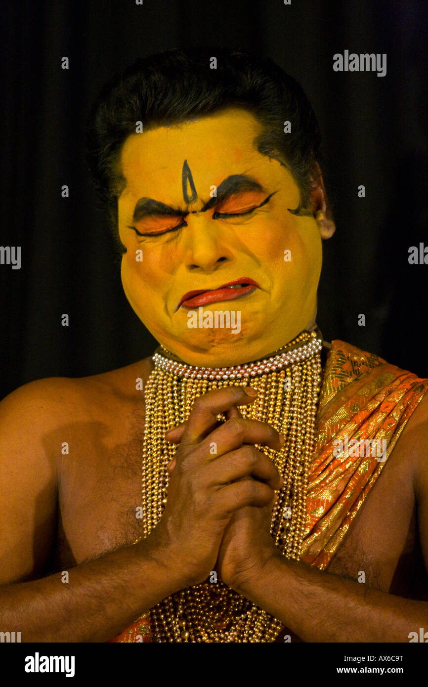 Kathakali performance di danza in Cochin India Foto Stock