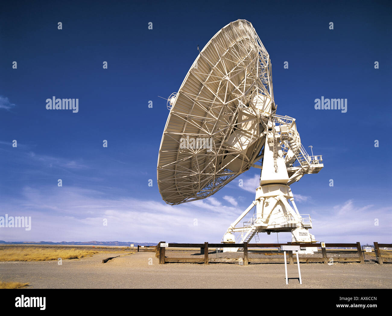 Molto grande schiera (VLA) antenna della radio nazionale osservatorio astronomico vicino a Socorro,New Mexico,USA Foto Stock