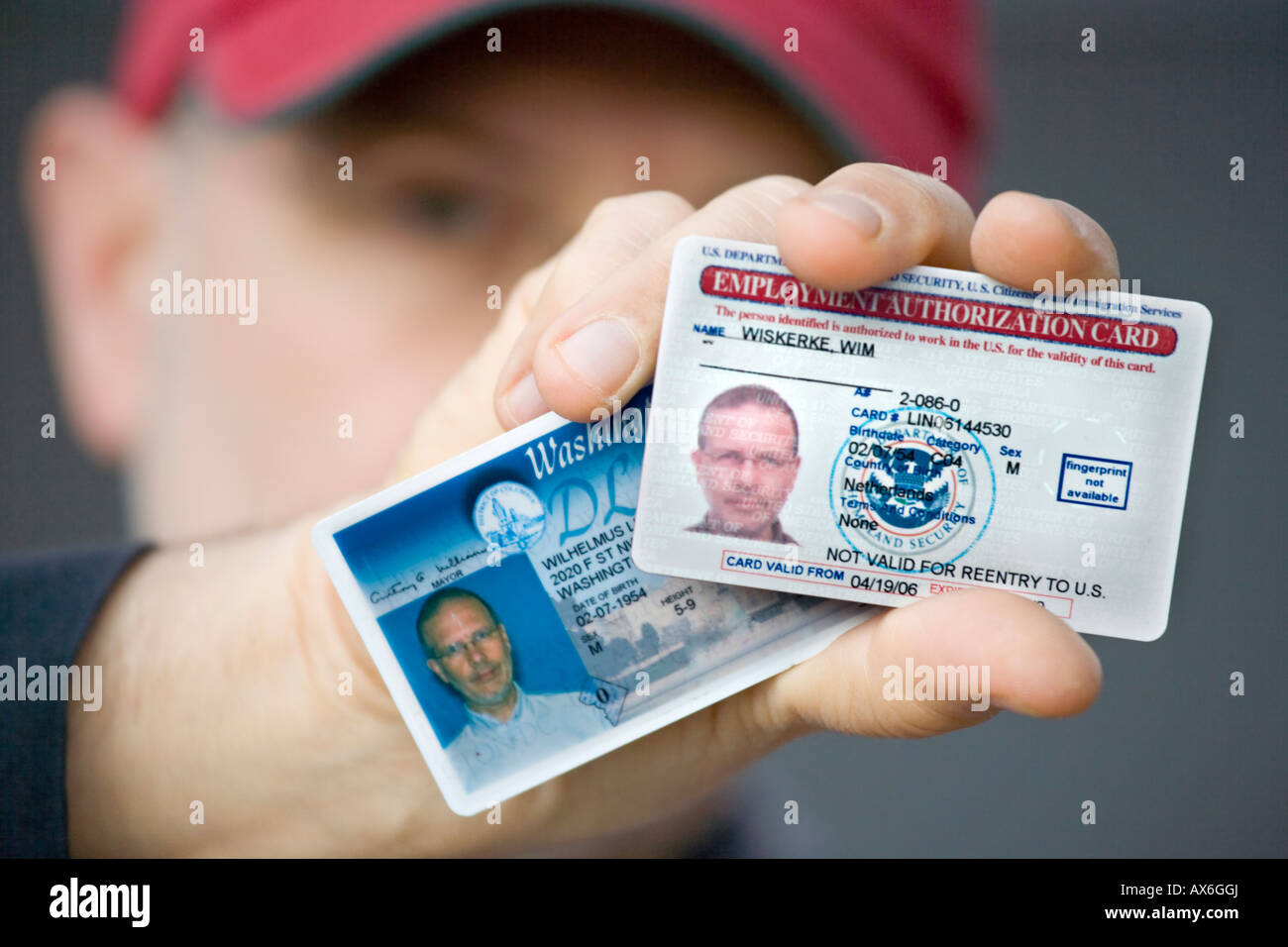 Noi Lavoro Documento di autorizzazione, EAD card, conosciuto popolarmente come noi del permesso di lavoro e di Washington DC e la patente di guida del conducente Foto Stock