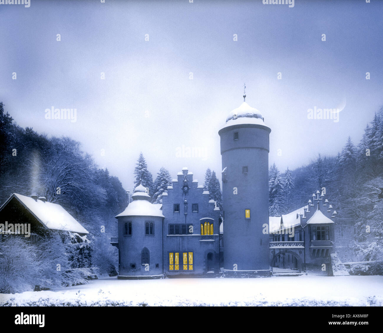 DE - Baviera: misterioso castello Mespelbrunn in Spesart Foto Stock