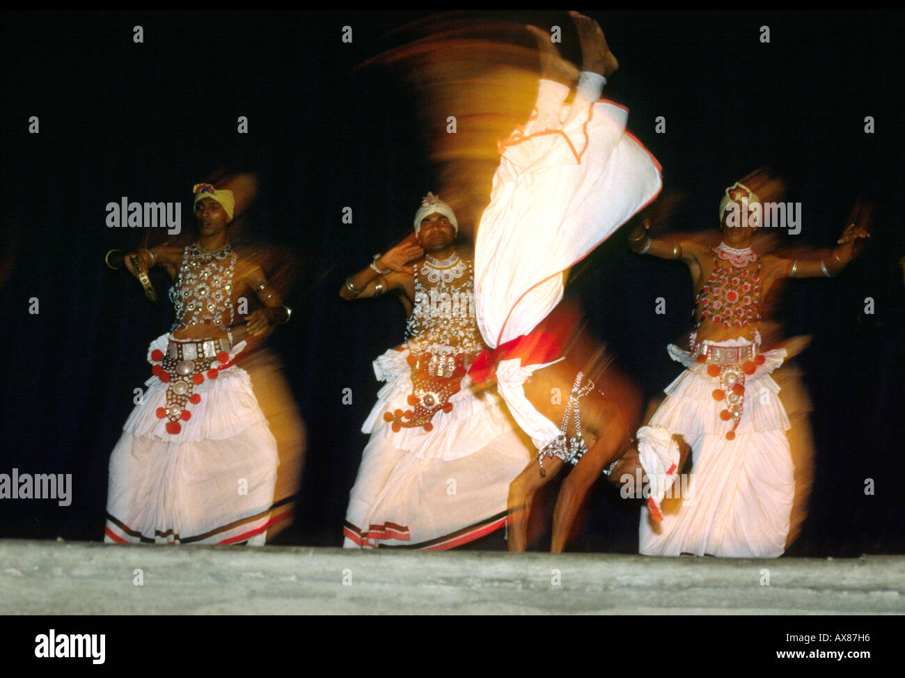 Sri Lanka Kandy athletic danza tradizionale Foto Stock