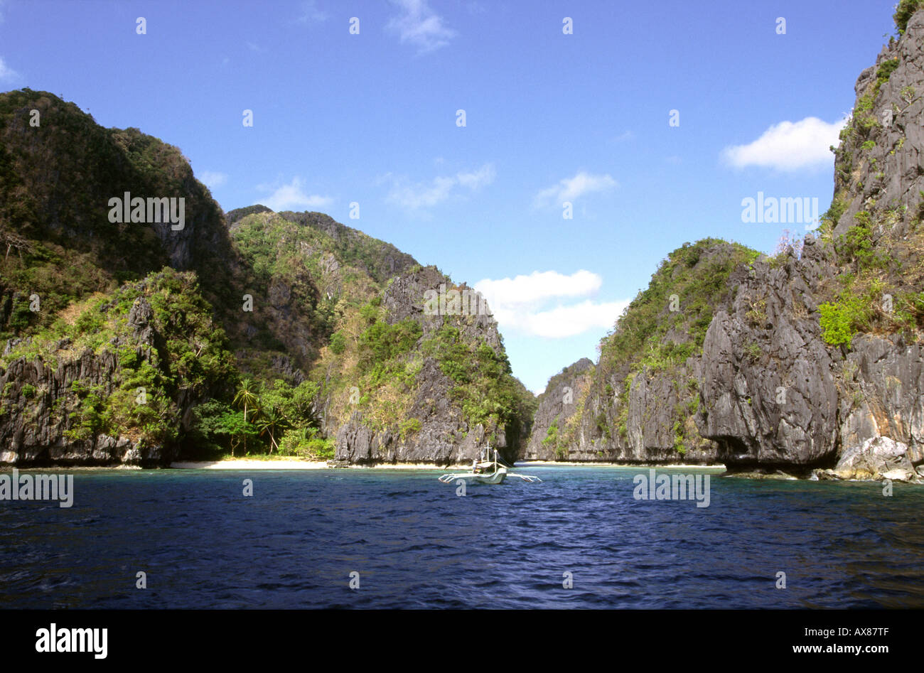 Filippine Palawan Arcipelago Bacuit Miniloc Island ingresso della laguna Foto Stock