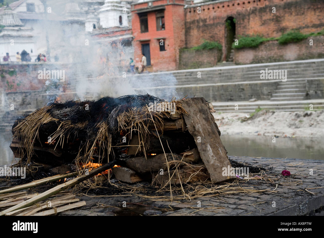 La cremazione a Katmandu Foto Stock