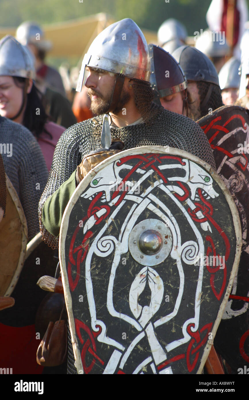 Il cavaliere normanno con stemma araldico scudo casco battaglia di hastings east sussex england Foto Stock