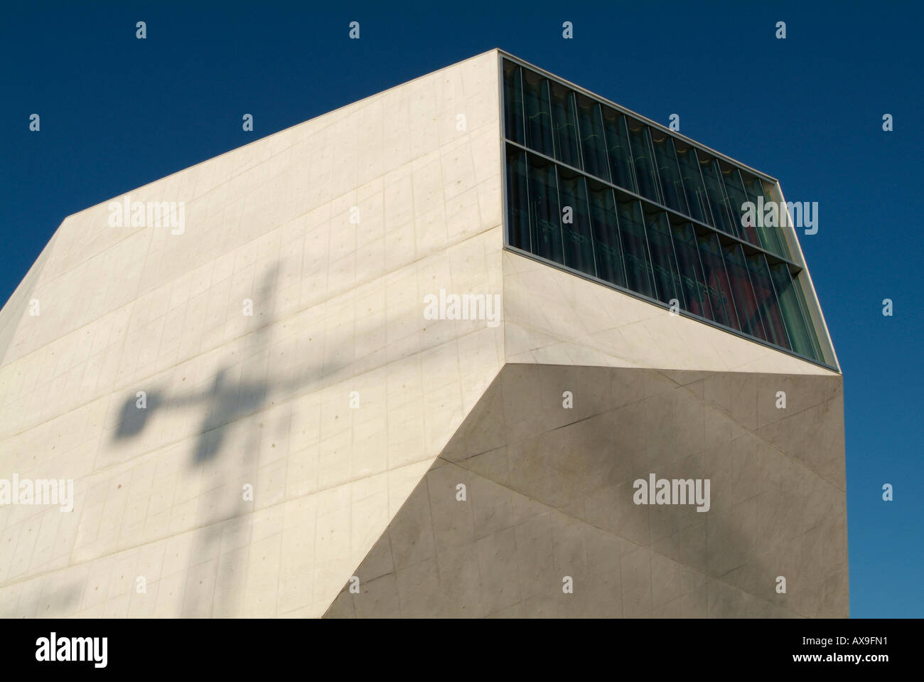 La nuova Casa da Musica di Porto da architetto olandese Rem Koolhaas Foto Stock