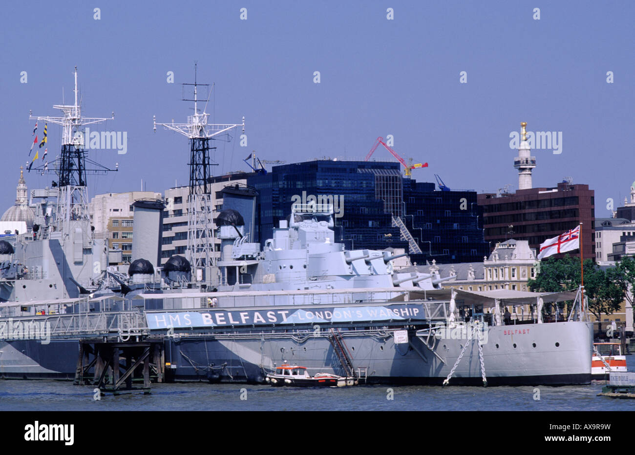HMS Belfast Nave da Guerra Tamigi Londra nave naval Royal Navy nave Inghilterra Inglese Regno Unito Foto Stock