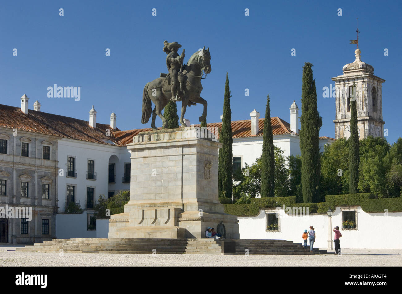Portogallo Alentejo, Vila Vicosa, la statua equestre del Terreiro do Paco square Foto Stock