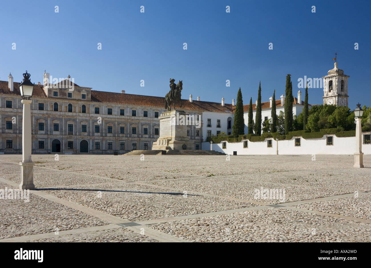 Portogallo Alentejo, Vila Vicosa, la statua equestre del Terreiro do Paco square Foto Stock