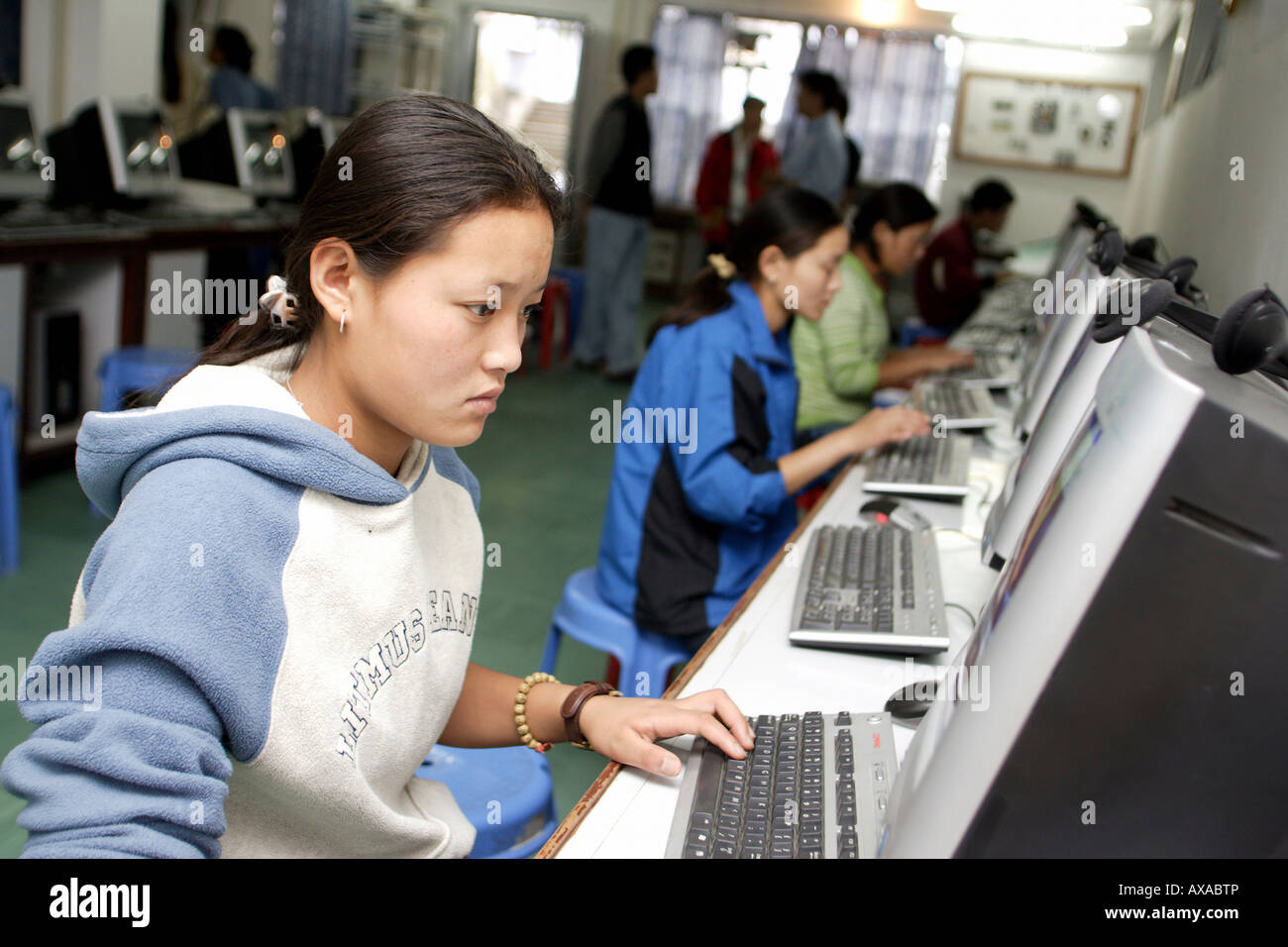 Computer la formazione per i tibetani in esilio, India Foto Stock