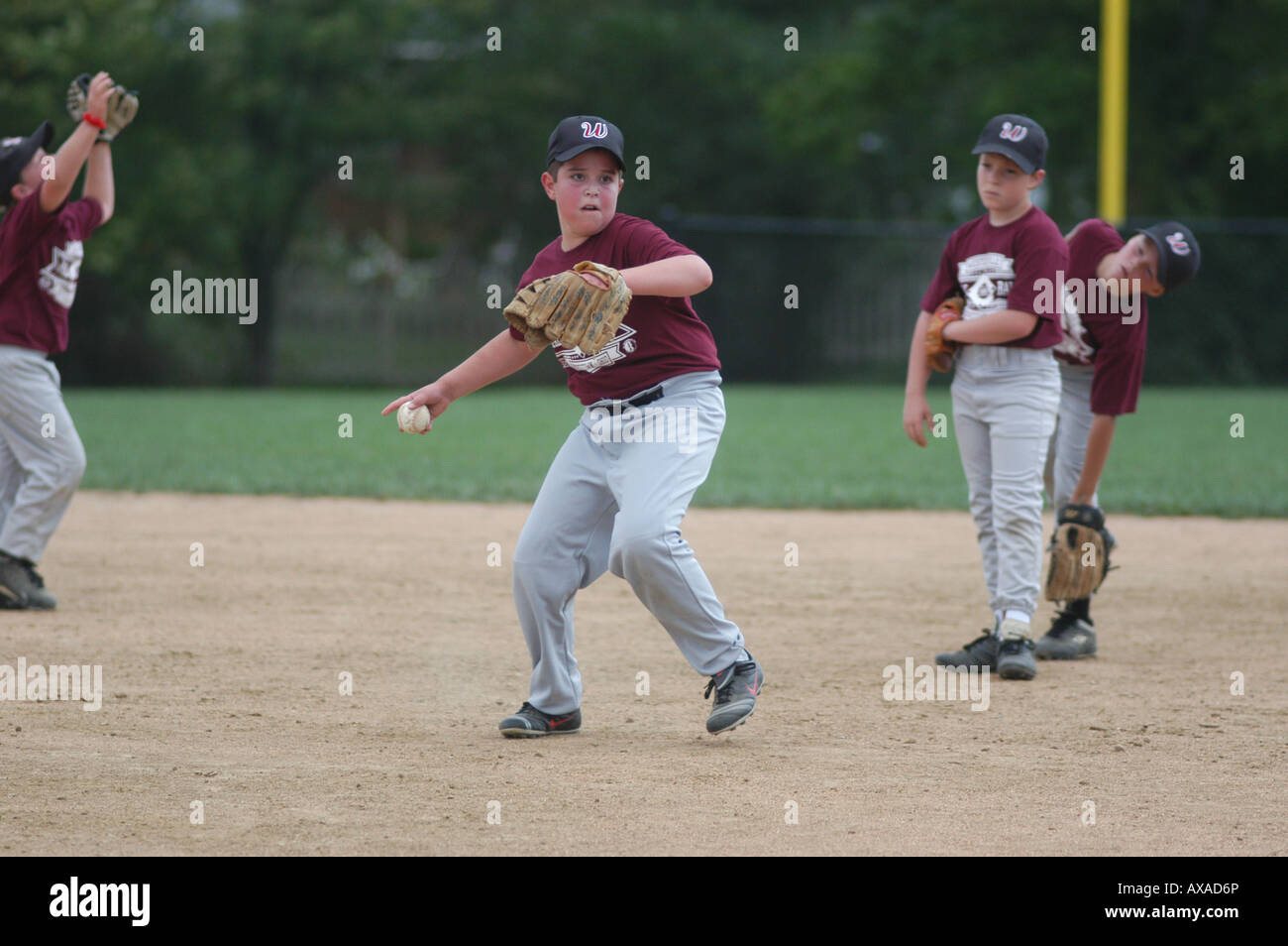 Little League Baseball pratica per nove anni di old boys Westerville Ohio USA Foto Stock