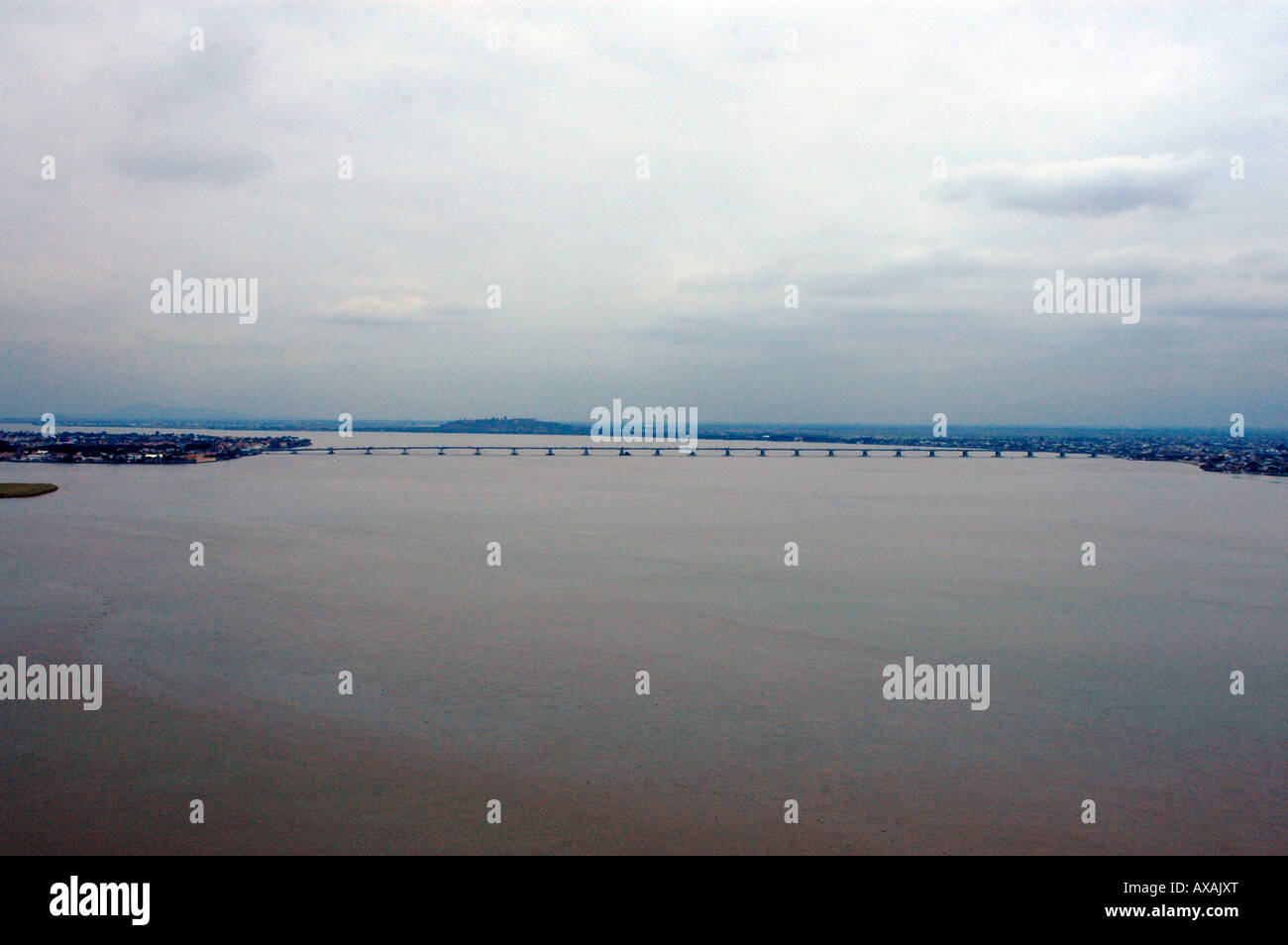 Per i ponti sul fiume Guayas a Guayaquil Ecuador Foto Stock