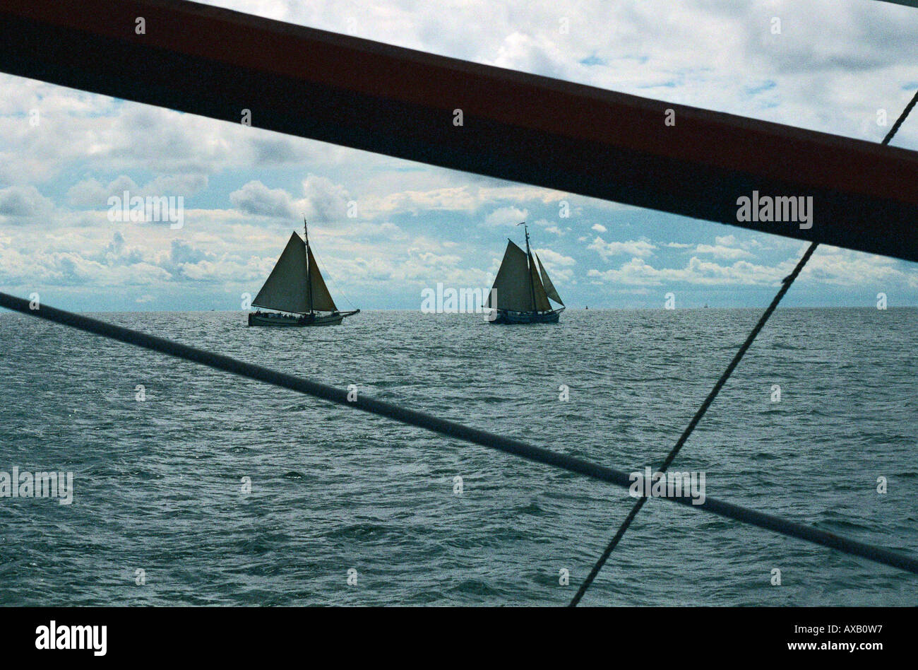 Fondo piatto barche a vela, Ameland Paesi Bassi Foto Stock