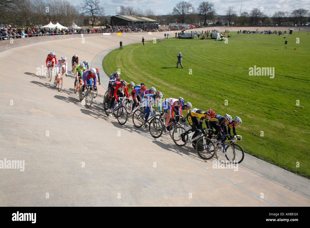 I ciclisti a Herne Hill Velodrome Foto Stock