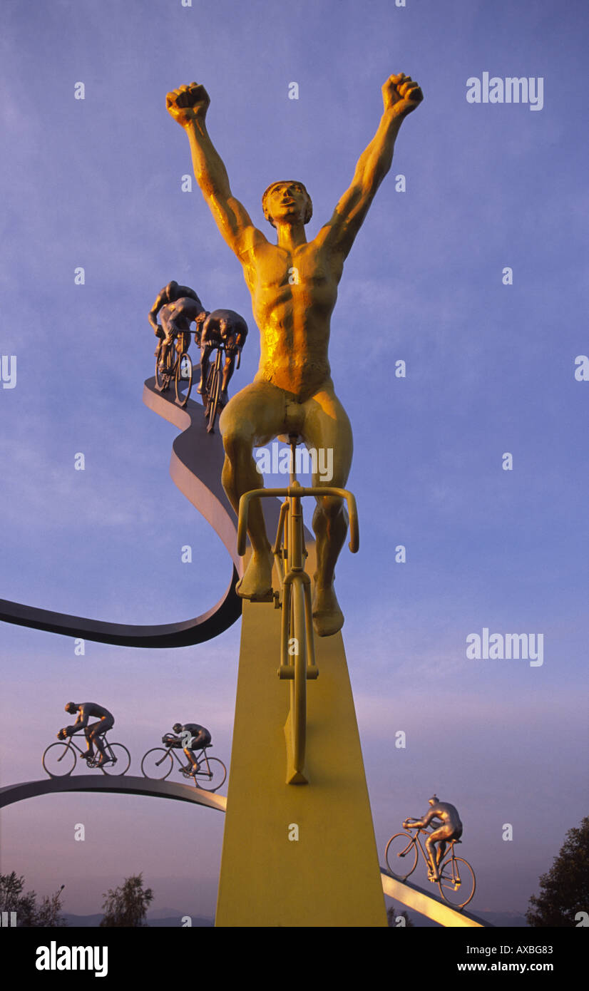 Tour de France statua da Jean Bernard Metais Pau Francia Foto Stock