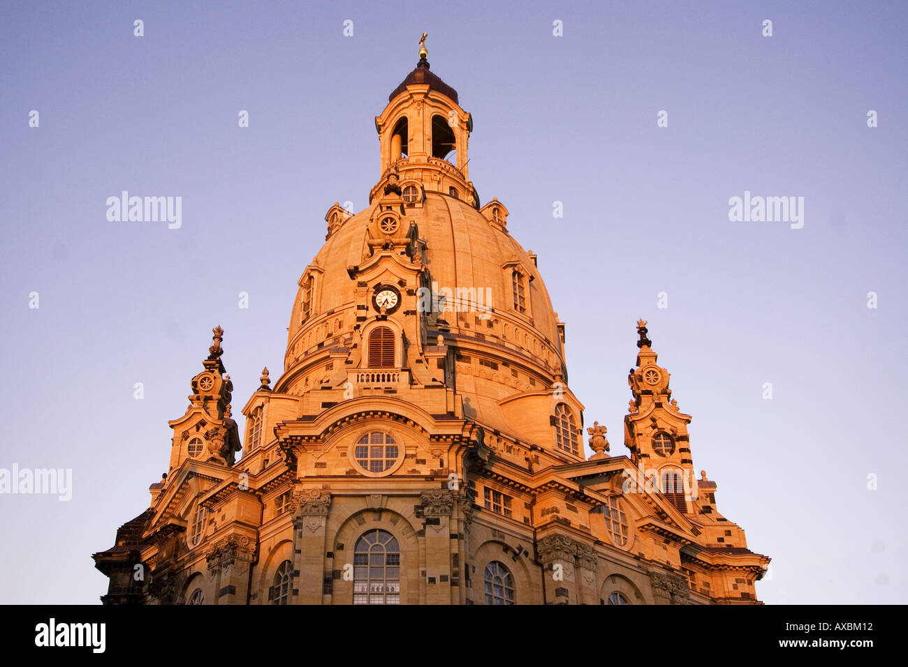 DEU Frauenkirche di Dresda dopo la ricostruzione inaugurazione in Oktober 2005 Dresden ha subito un quasi totale distruzione nel Februar Foto Stock