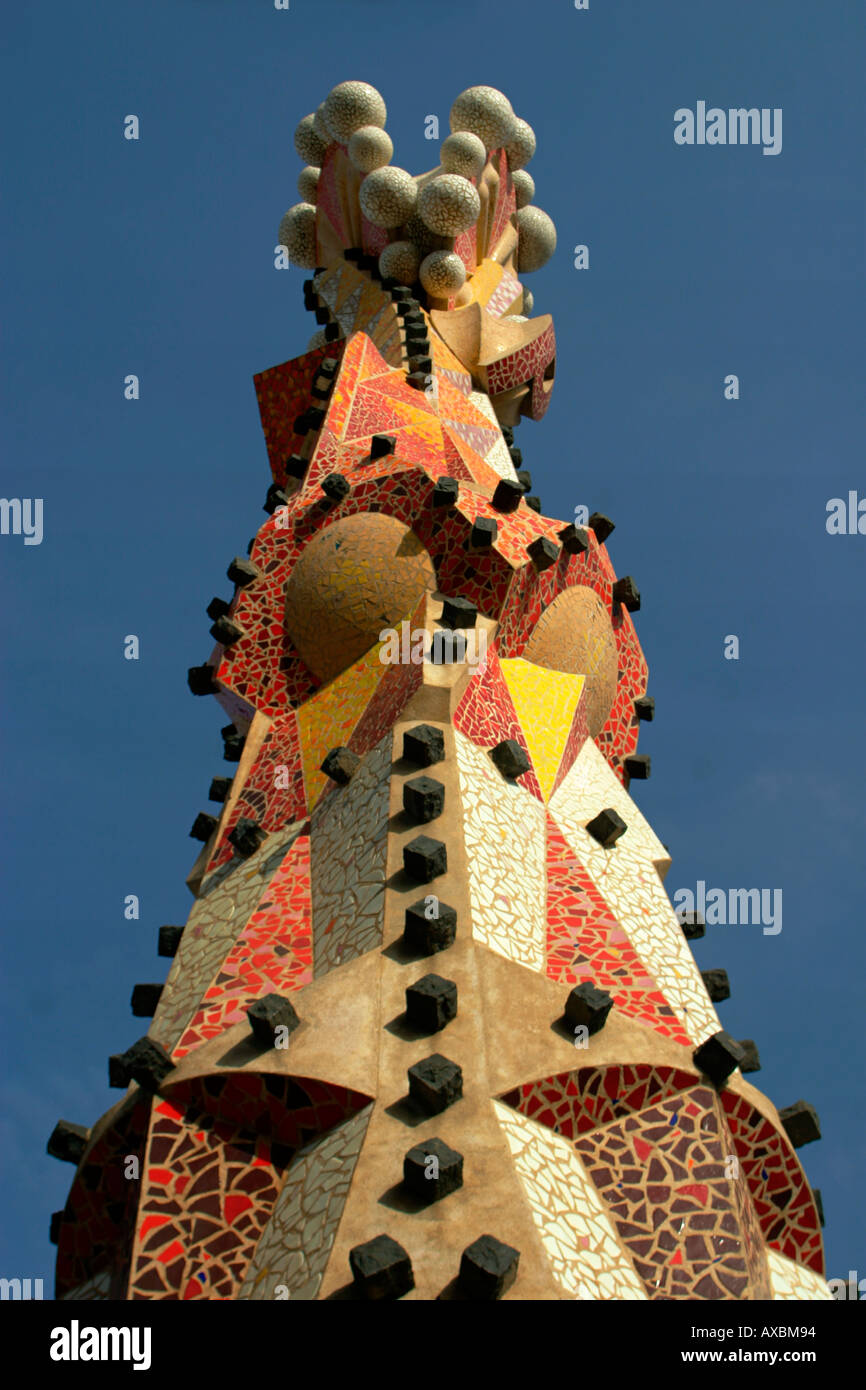 La Sagrada Familia di Antoni Gaudi , Torre Pinacles, Barcelona , Spagna Foto Stock