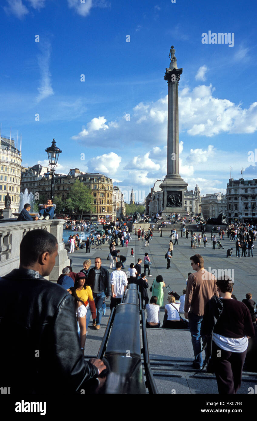 Trafalgar Square con il monumento di Nelson Londra Inghilterra Foto Stock