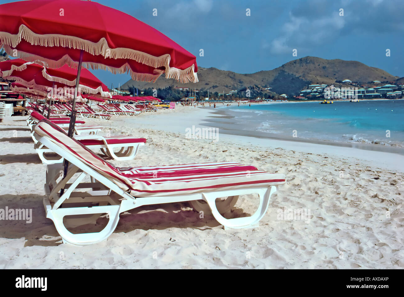 Spiaggia di Orient Bay, Francese St Maarten Foto Stock