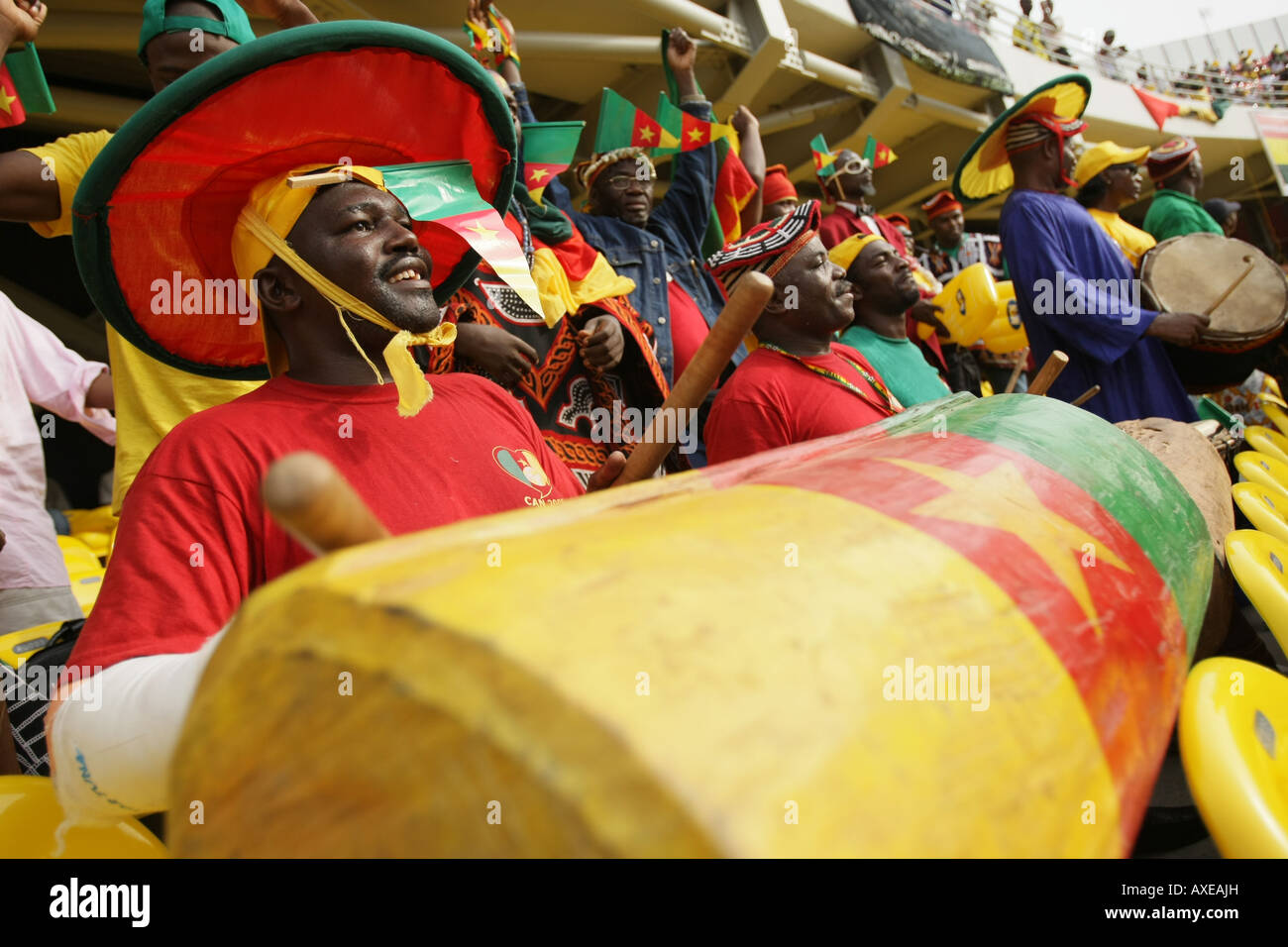 Il Camerun gli appassionati di calcio, Africa Coppa delle Nazioni 2008 Foto Stock