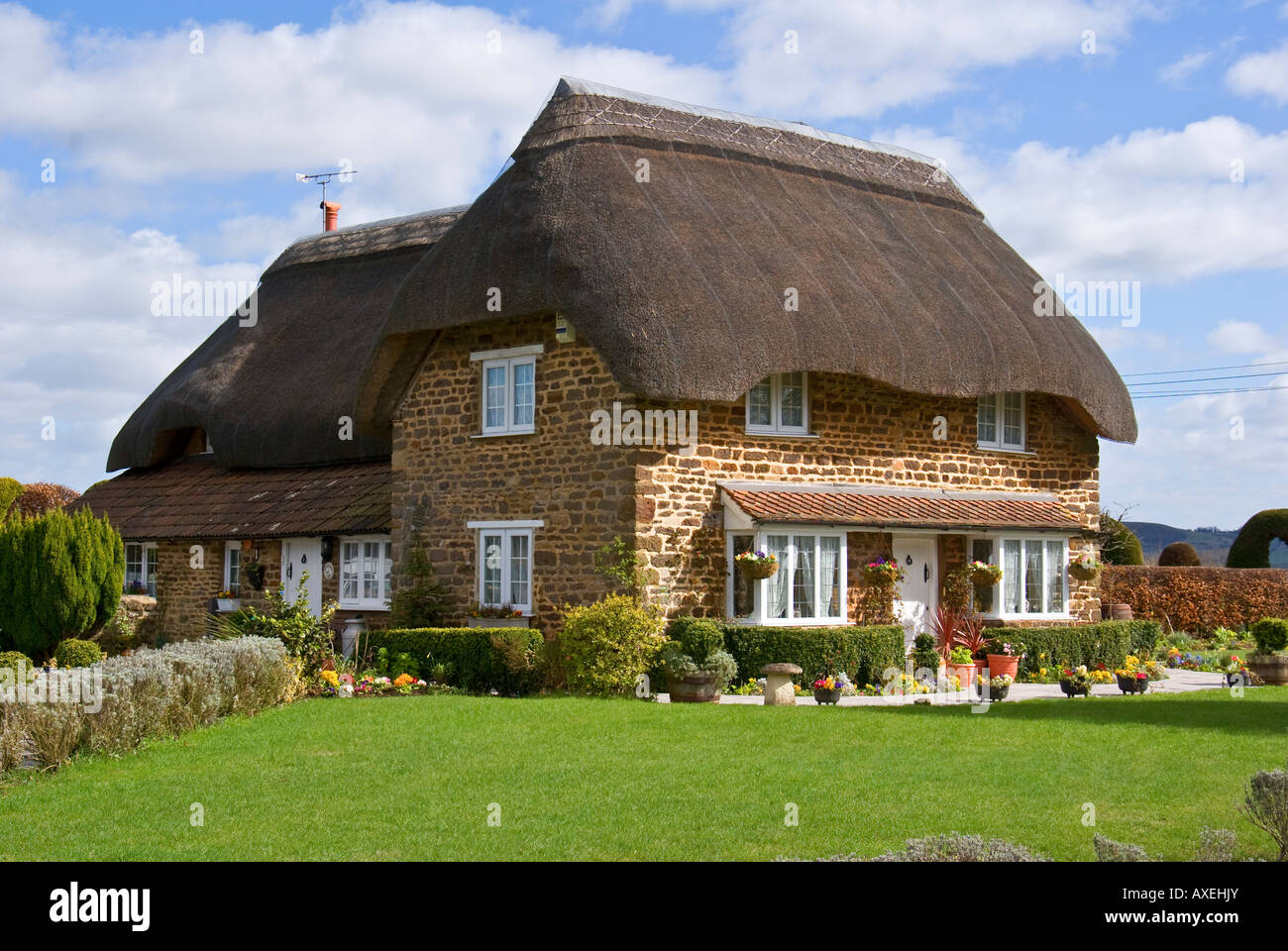 Inglese cottage di campagna di Wiltshire, Inghilterra UK UE Foto Stock