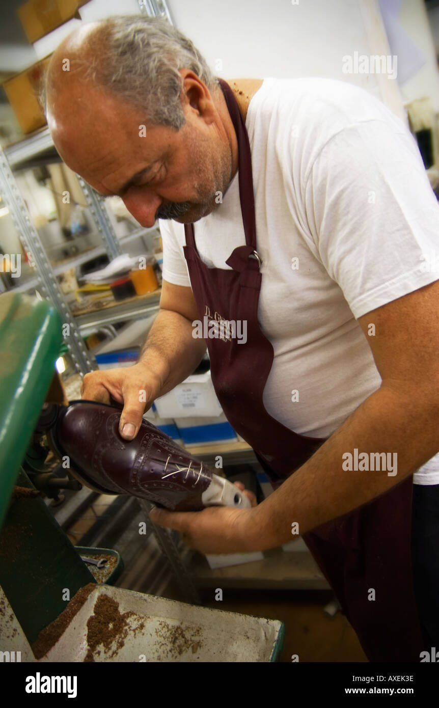L'Italia, nelle Marche Morrovalle fabbrica di scarpe, fabbrica calzature  'Il gergo' SPERNANZONI VITTORIO & FIGLI, www.gergo.it Foto stock - Alamy